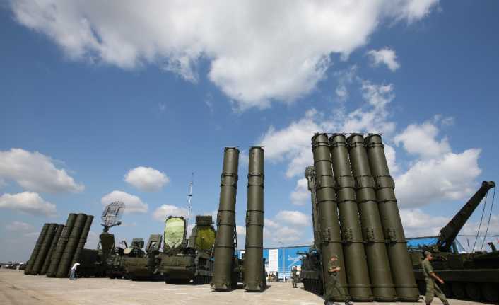 Rusya, Japonya ile tartışmalı olan sınırına S-400 füze savunma sistemi