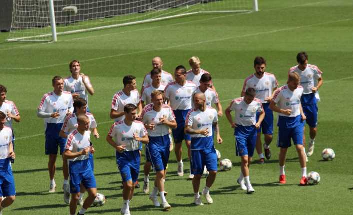Rusya, A Milli Futbol Takımı ile yarın oynayacağı maçın hazırlıklarını