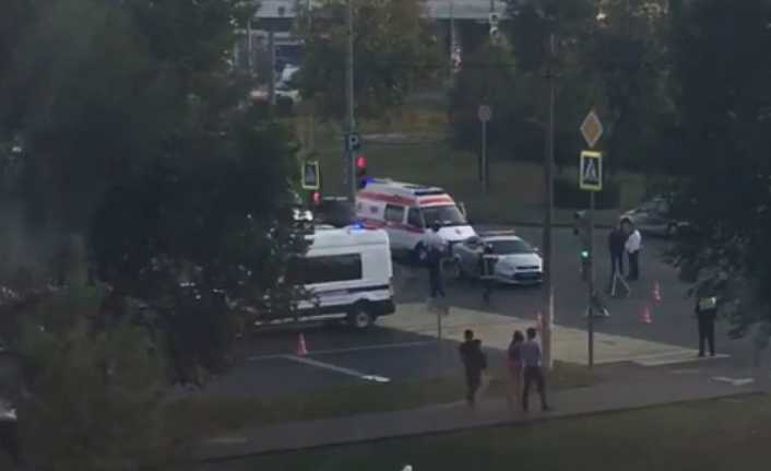 Rusya’nın başkenti Moskova’da bir kişi, aracıyla yayaların arasına daldı. Olayda