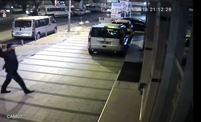İzmir’de gasp, adam yaralama, göçmen kaçakçılığı, uyuşturucu bulundurma gibi suçlardan