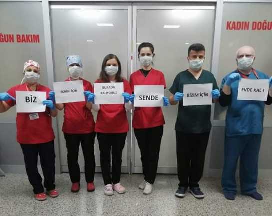 Erzincan’da zaman kavramı gözetmeksizin fedakarca çalışan hastane çalışanları korona virüs