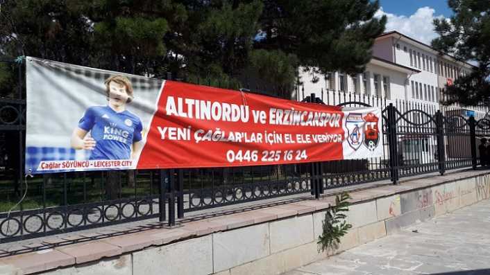 Erzincan’da yaklaşık 1 yıl önce asılan Altınordu ve Erzincanspor Yeni