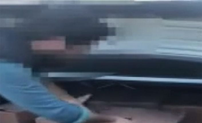 İstanbul Bakırköy’de, polisin düzenlediği operasyonda durdurulan bir araçta 251 şişe