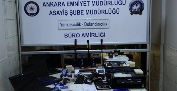 Sahte kimlik bilgileriyle banka hesabı açarak birçok kez kredi çeken,