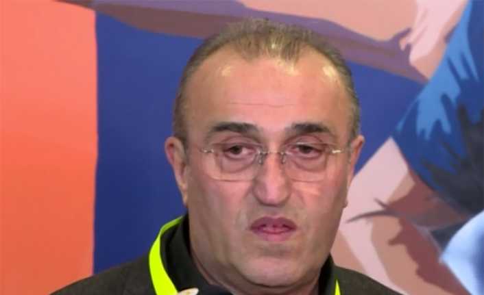 Galatasaray İkinci Başkanı Abdurrahim Albayrak, Porto maçından sonra soyunma odasında