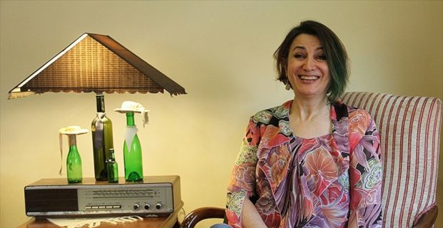 Gaziantep'te yakalandığı göğüs kanserinin ardından kendisini sanata adayarak atık malzemelerden
