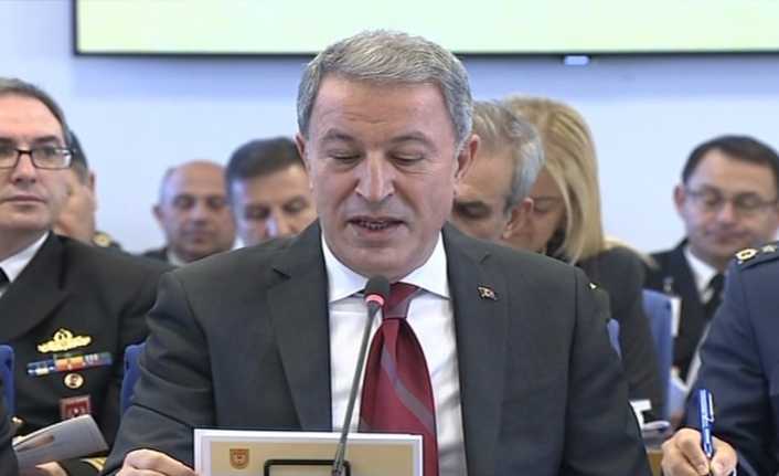 Milli Savunma Bakanı Hulusi Akar, İstanbul Sancaktepe’de askeri helikopterin düşmesi