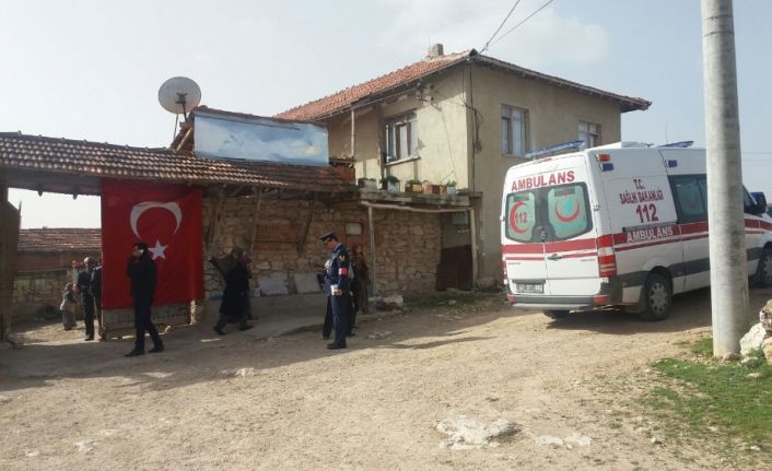 Afrin’de arama tarama faaliyeti sırasında bölücü terör örgütü tarafından tuzaklanan