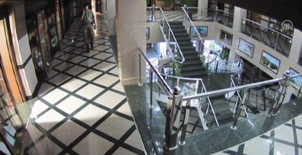 FETÖ'nün darbe girişimi sırasında Gölbaşı'ndaki ÖKK'nın kayıtta bulunan güvenlik kameralarından