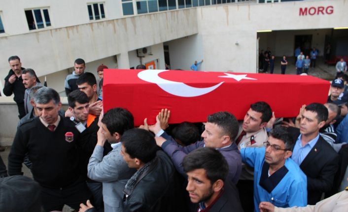 Siirt’in Eruh ilçesinde teröristlerce düzenlenen saldırıda şehit düşen 6 güvenlik