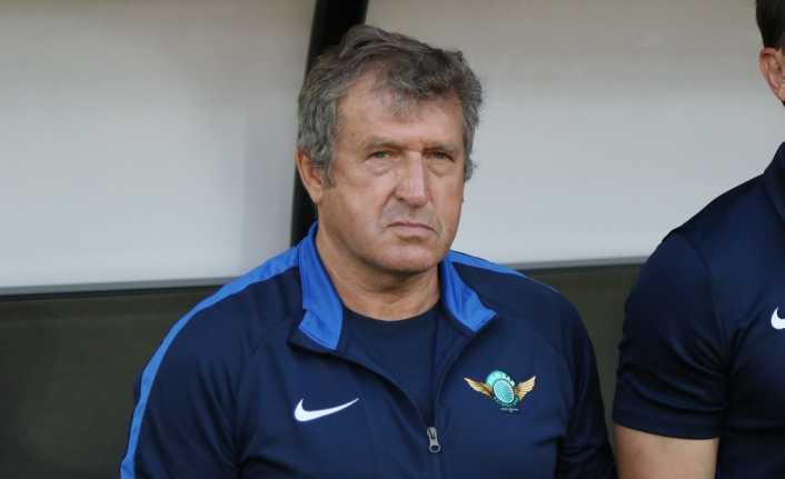 Akhisarspor’un evinde 1-1 berabere kaldığı maçın ardından konuşan Teknik Direktör