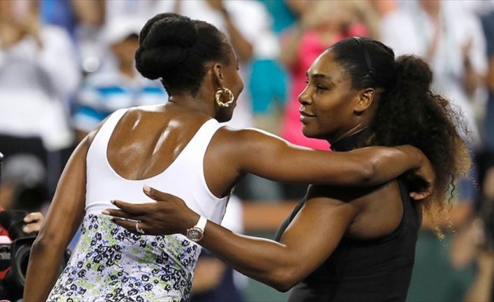 ABD'li tenisçi Serena Williams, üçüncü tur maçında ablası Venus Williams'a