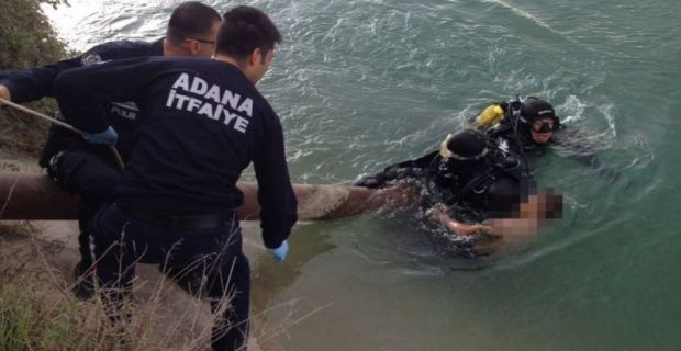 Serinlemek için girdiği sulama kanalında boğuldu Adana’da serinlemek için sulama kanalına giren 13 yaşındaki çocuk boğuldu.
