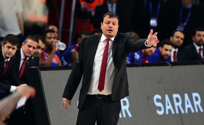 Anadolu Efes Başantrenörü Ergin Ataman, Panathinaikos maçını klasik bir derbi