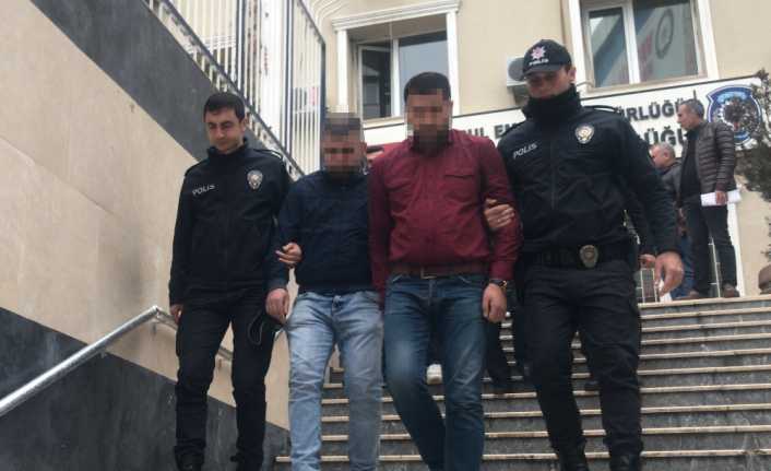 İstanbul Bahçelievler’de seyyar tabla açma yüzünden iki grup arasında çıkan