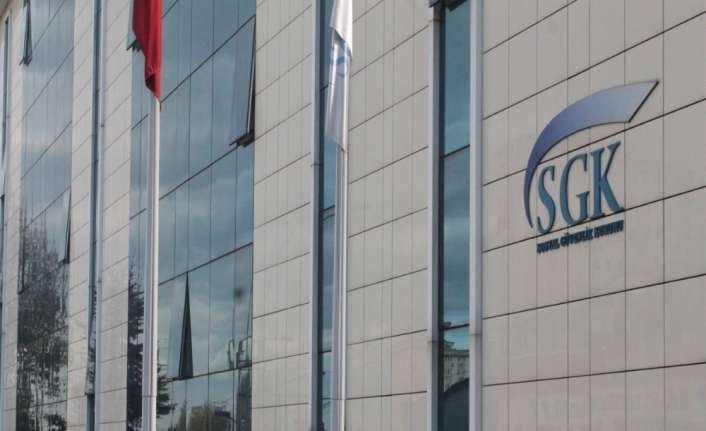 Sosyal Güvenlik Kurumu (SGK), emekli maaşlarına yapılan zamlardan kaynaklanan fark