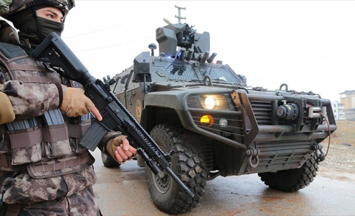 Siirt merkezli 3 ilde terör örgütü PKK'ya yönelik operasyonda haklarında