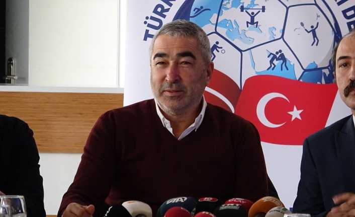 Bursaspor Teknik Direktörü Samet Aybaba, takımda şu anda her şeyin