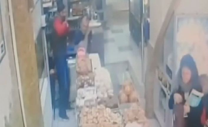 İstanbul Levent’te bir kafede dün yaşanan silahlı saldırının yeni görüntüleri