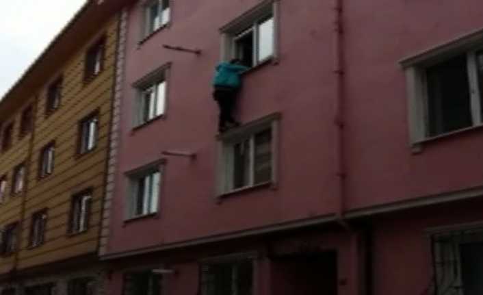 İstanbul Şişli’de ablasının üzerine kapıyı kilitlediği çocuk, okuldaki sınavına yetişmek