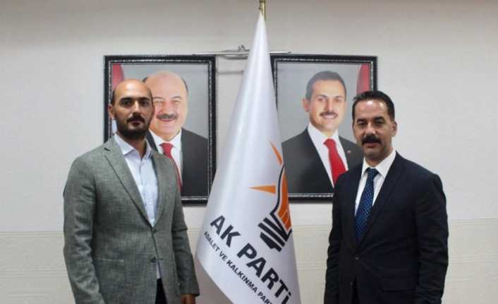 AK Parti Erzincan İl Başkanı Mehmet Cavit Şireci ve Merkez