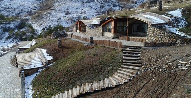 Sivas Belediyesince inşa ettirilen ve "Hobbit evleri" olarak da adlandırılan