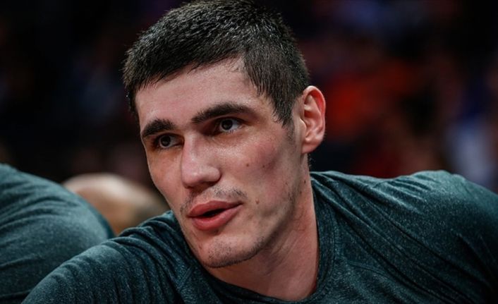 Milli oyuncu Ersan İlyasova'nın 18 sayı kaydettiği maçta Philadelphia 76ers,