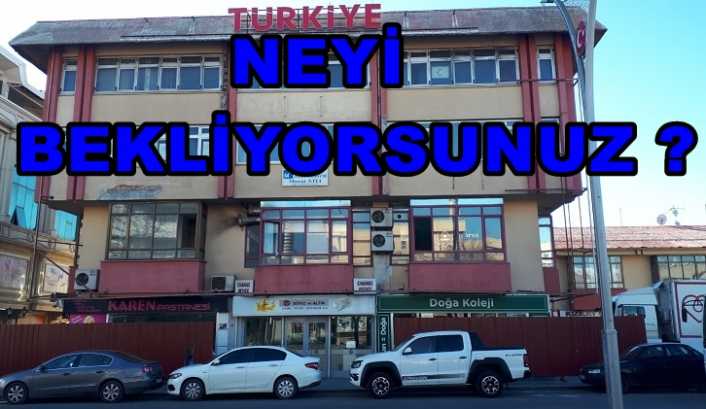 Aylar önce boşaltılmasına rağmen bir türlü yıkım işlemi başlatılmayan Kızılay