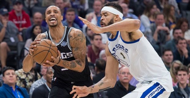 NBA'de son şampiyon Golden State Warriors, deplasmanda Sacramento Kings'i 119-104