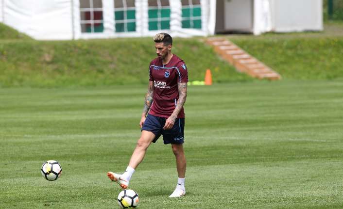 Yeni sezon hazırlıklarını Slovenya’da sürdüren Trabzonspor’da Arjantinli oyuncu Jose Sosa,