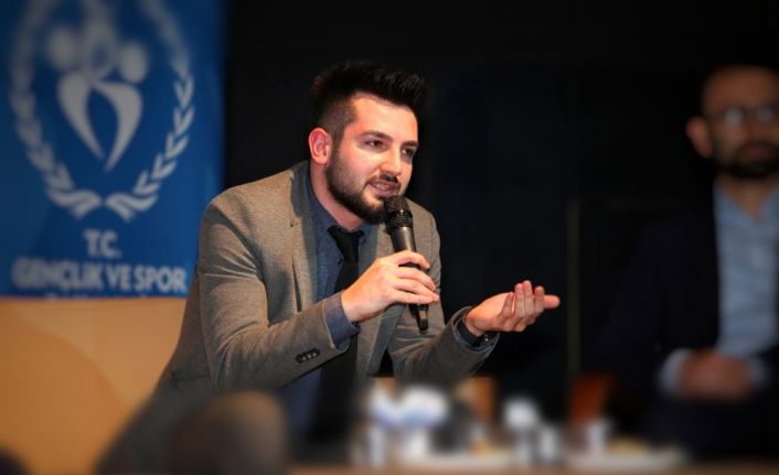 Sosyal Medya Uzmanı Alaattin Çağıl, sosyal medya tacizlerinin fiziki taciz