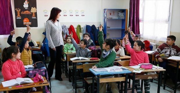 MEB'in 20 bin sözleşmeli öğretmen atamasına ilişkin 2 Mart'ta başlayan