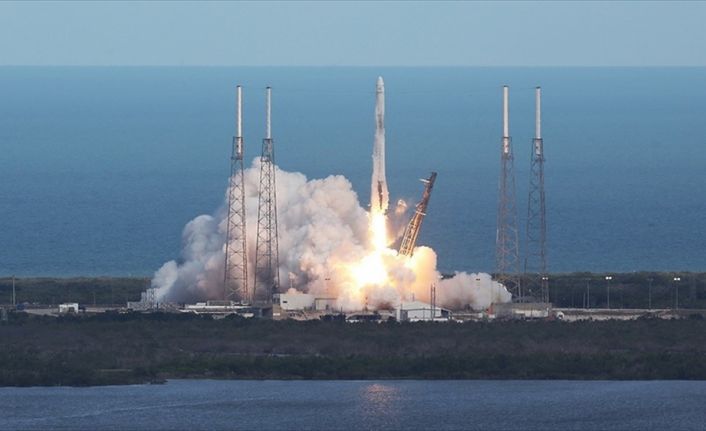 Amerikan roket ve uzay mekiği üreticisi SpaceX, Uluslararası Uzay İstasyonu'na
