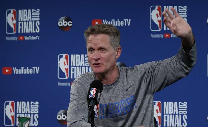 Son NBA şampiyonu Golden State Warriors, Başantrenör Steve Kerr’in sözleşmesini