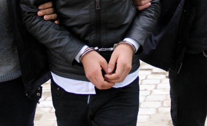 Silahlı suç örgütü elebaşı Volkan Rençber, polisin düzenlediği operasyonla İstanbul