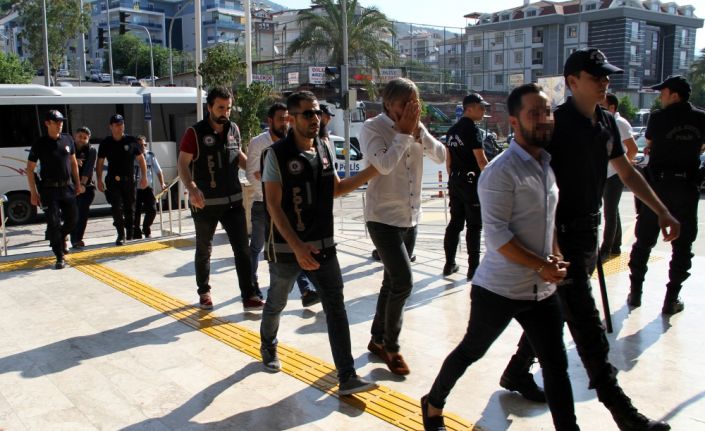 Antalya’nın Alanya ilçesinde ’haksız kazanç sağlamak amacıyla silahlı örgüt kurmak,