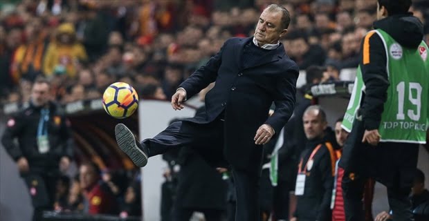 Süper Lig'de 2017-2018 sezonunun ilk yarısında 9 takım, teknik direktör