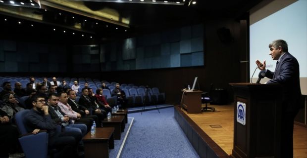 Gaziantep'te Türkçe eğitimi alan 25 Suriyeli gazeteci, Anadolu Ajansını (AA)