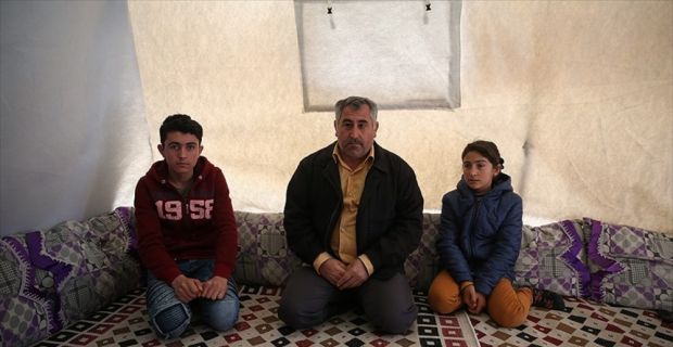 Ülkelerindeki çatışmalardan kaçarak Türkiye'ye sığınan Suriyeli Kürtler, terör örgütü PYD/PKK'nın