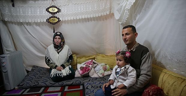 Ülkelerindeki iç savaş nedeniyle Türkiye'ye sığınan ve terör örgütü PKK/PYD'nin