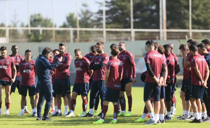Trabzonspor Divan Başkanlık Kurulu Başkanı Ali Sürmen, aralık ayında yapılacak