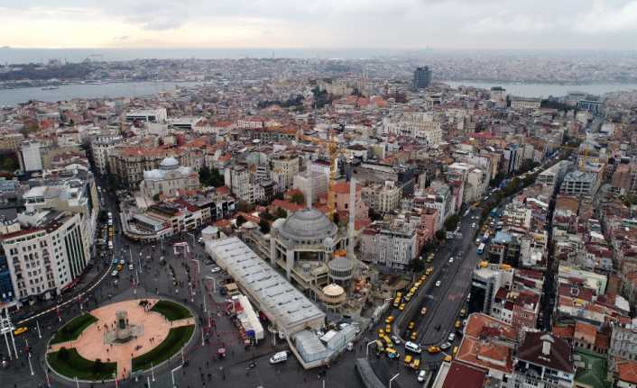 Taksim Camii’nin betonarme yapısı tamamlandı.