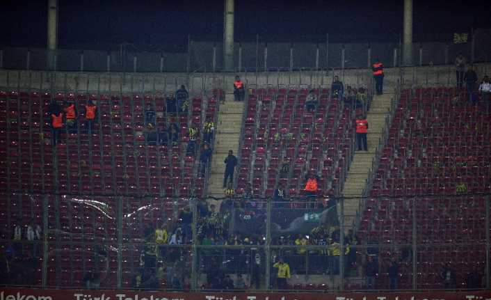 Galatasaray-Fenerbahçe derbisini seyretmek için geldiği statta rahatsızlanarak kaldırıldığı hastanede vefat