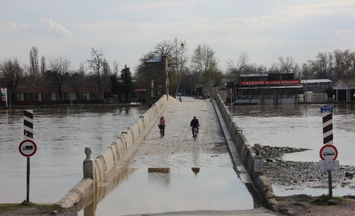 Edirne’de, nehir taşkının son hali havadan görüntülendi. Tunca ve Meriç
