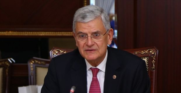 TBMM Dışişleri Komisyonu Başkanı Bozkır, "Türkiye, kendi güvenliğini tehlikeye sokacak