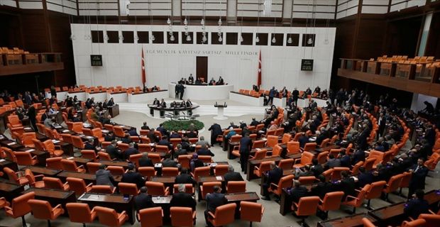 Meclis, siyasi partilerin seçim ittifakına ilişkin teklif ile "torba tasarı"