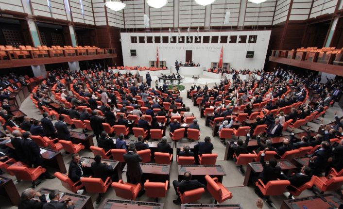 TBMM’de üç partiden ortak deklarasyon verdi. Deklarasyonda, “TBMM üç parti