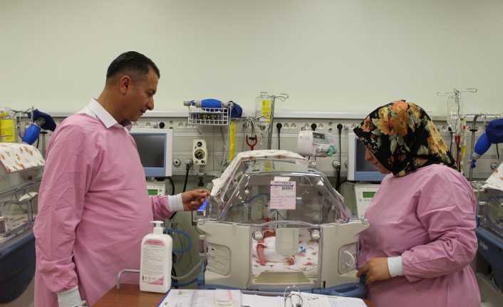 28 yaşındaki Sibel ve 42 yaşındaki Ekrem Ödemiş çifti tek