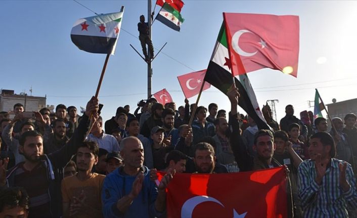 Terör örgütü YPG/PKK'nın işgalindeki Tel Rıfat ilçesinin sakinleri ve çok