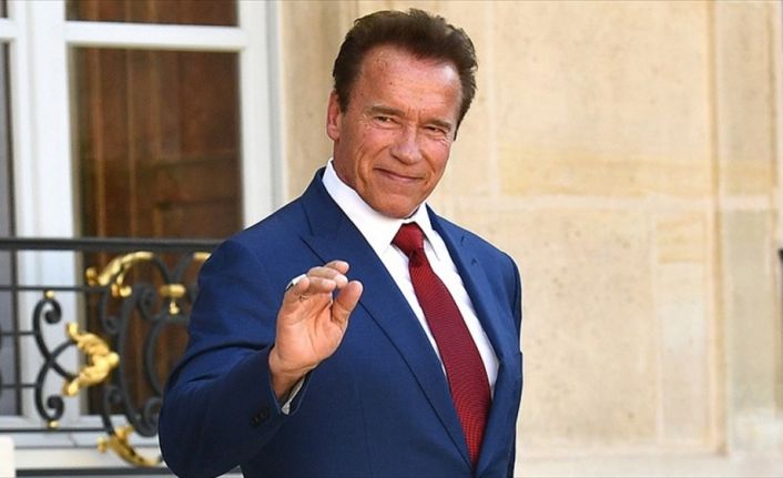 Yaklaşık 50 sinema filminde oynayan ünlü Hollywood aktörü ve eski
